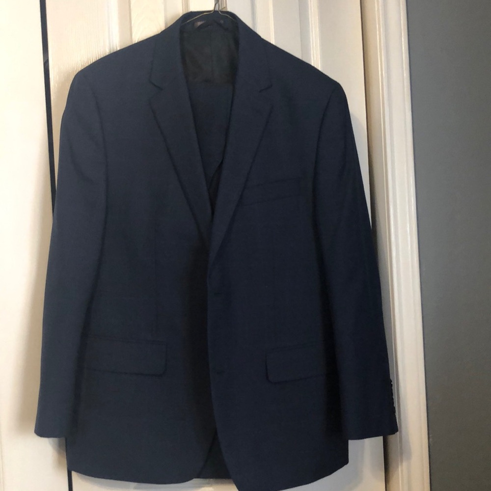 Suit fir men